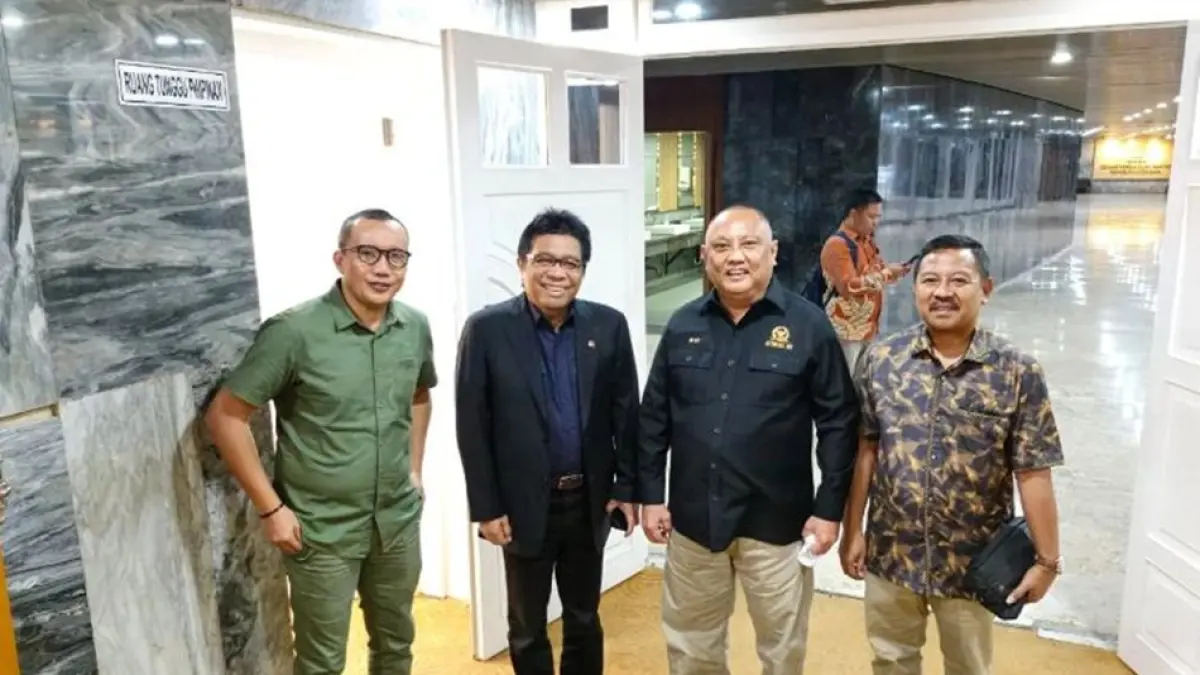 Wakil Bupati Boalemo, Lahmuddin Hambali, melakukan kunjungan kerja ke Komisi V DPR RI, didampingi Rusli Habibie.(F:Forkopim)