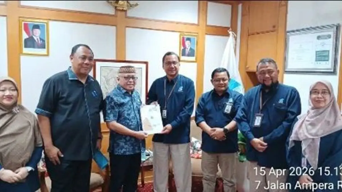 Kunjungan kerja Bupati Sofyan Puhi ke Arsip Nasional Republik Indonesia di Jakarta. (F:Dkmfo)