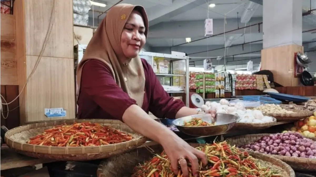 Aktivitas pedagang rempah-rempah di Pasar Sentral Kota Gorontalo, Provinsi Gorontalo pada Selasa (21/4/2026). ANTARA/HO-Lifka Ismail
