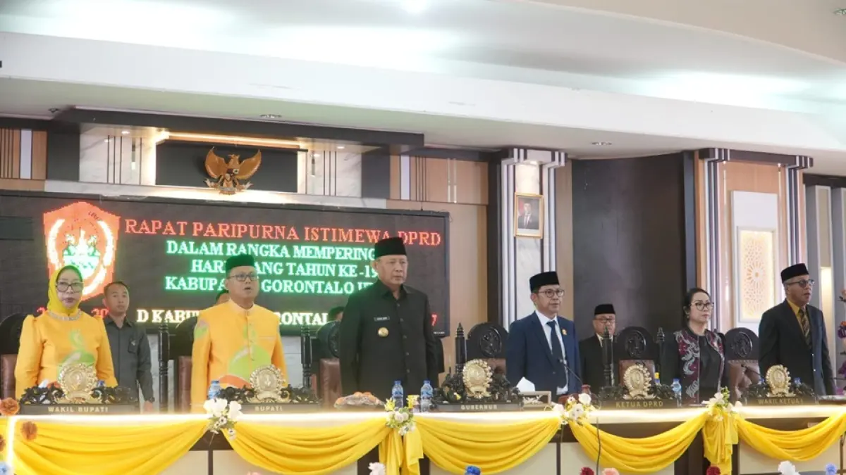 Rapat Paripurna Istimewa DPRD Gorut dalam rangka peringatan HUT keXIX Kabupaten Gorut.(F: Dkmfo)
