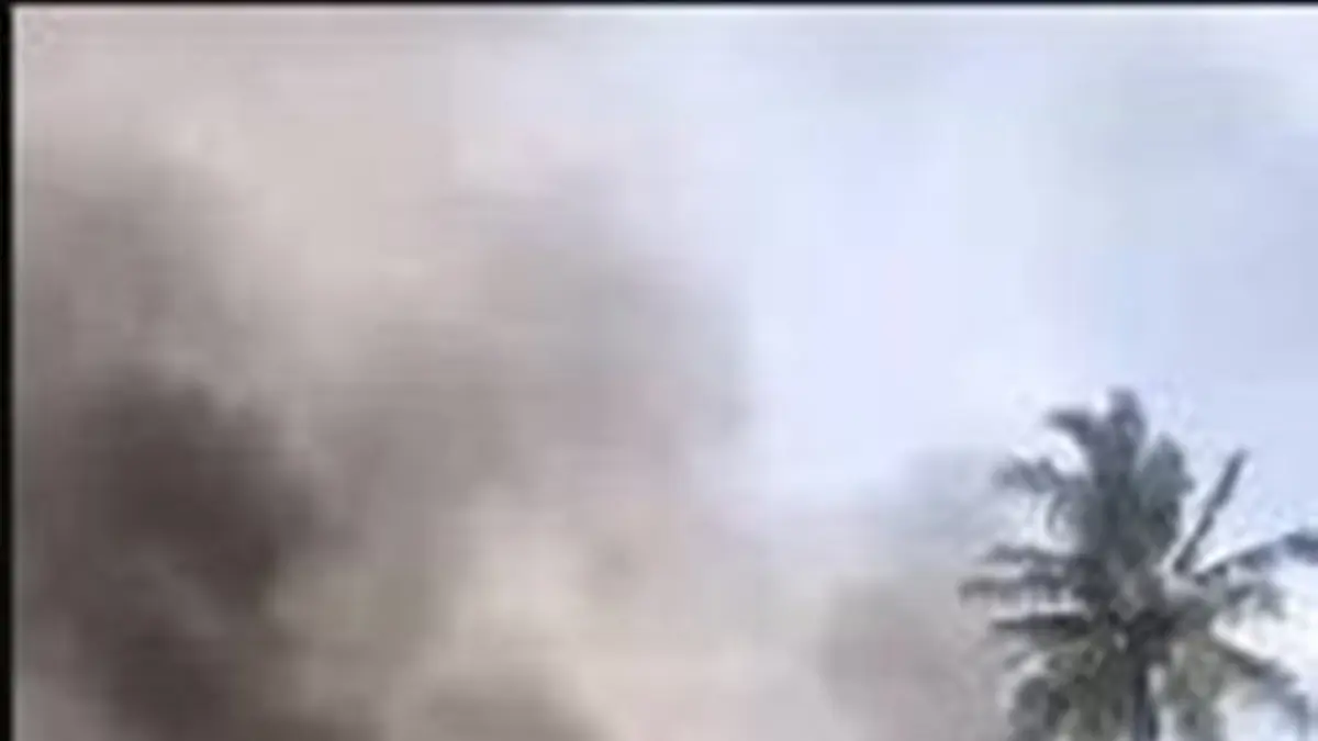 Rumah Makan Saung Telaga dilalap api (F:Instagram Kodim Kabgor)