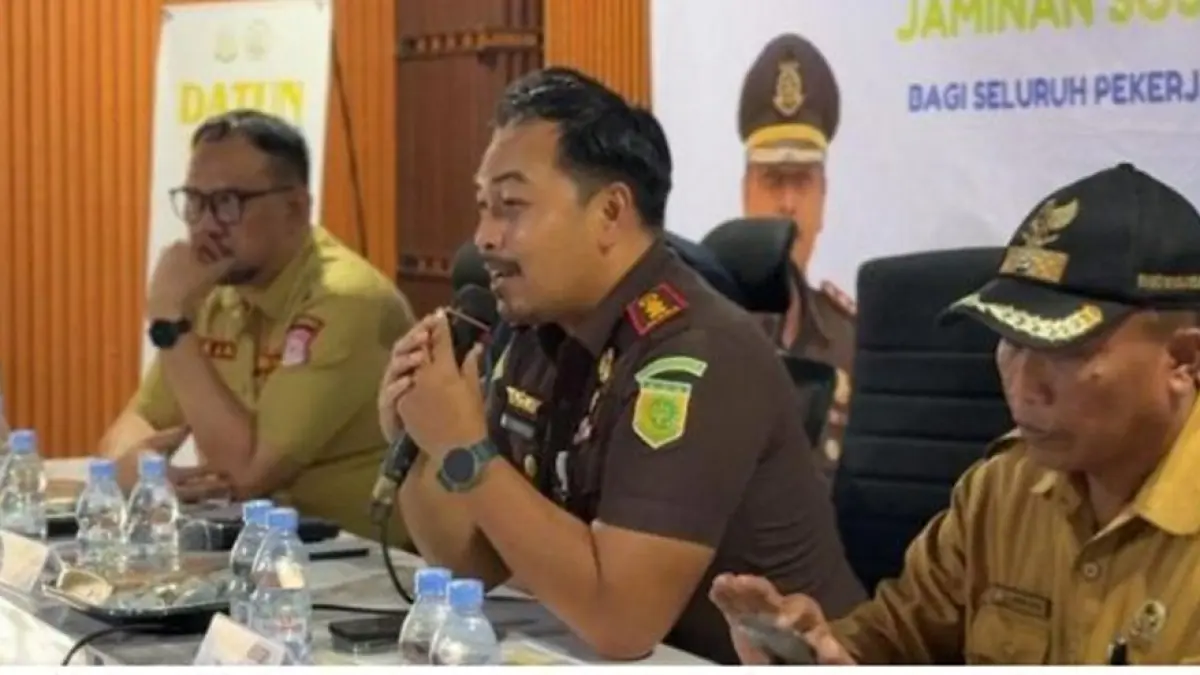 Kejaksaan Negeri Bone Bolango melalui Bidang Perdata dan Tata Usaha Negara (Datun) resmi meluncurkan Program Jaksa Pelindung Pekerja bekerja sama dengan BPJS Ketenagakerjaan. (F:Dkmfo)