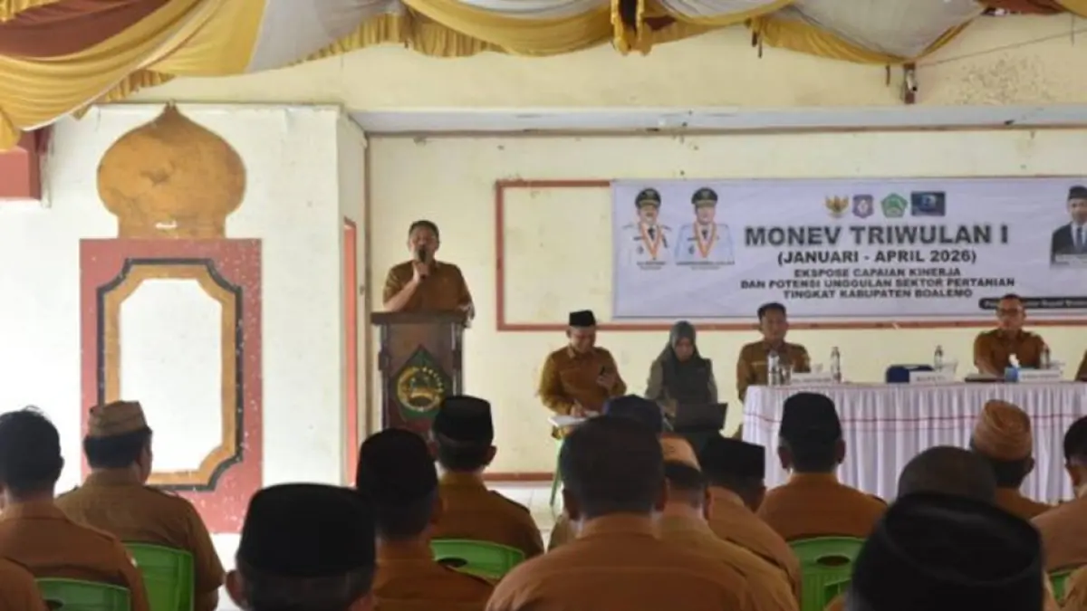 Bupati Boalemo Drs. Rum Pagau bersama Wakil Bupati Lahmudin Hambali menggelar evaluasi capaian kinerja sektor pertanian yang melibatkan camat, kepala desa, serta Dinas Pertanian. (F:Porkopim)