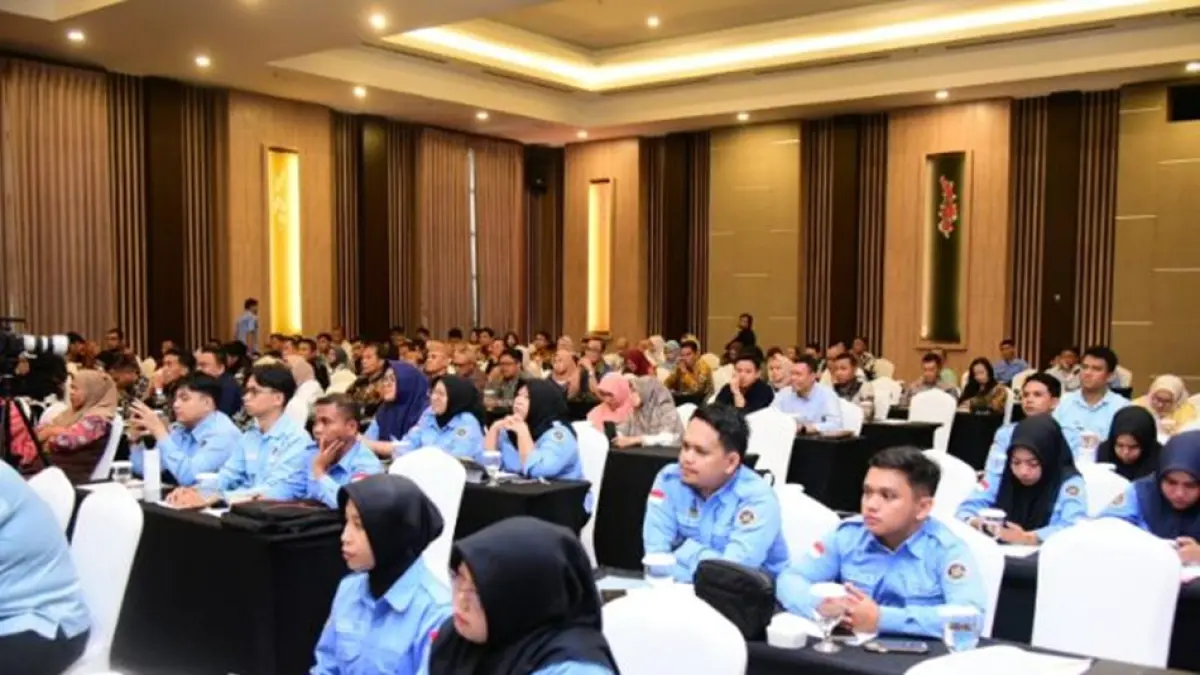 jajaran Kepala SPPG, Mitra dan Yayasan hadir pada Evaluasi MBG. (Foto – Nova Diskominfotik).