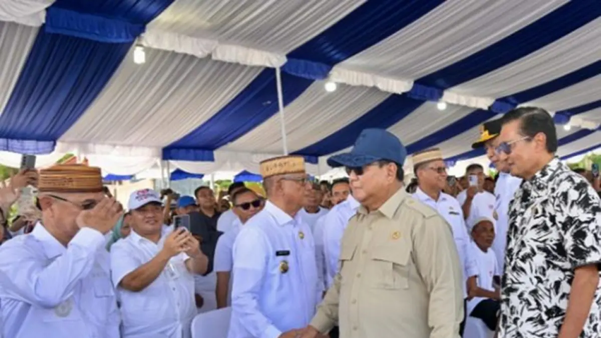 Bupati Bone Bolango Ismet Mile hadir langsung dalam kegiatan yang dipimpin Presiden 
Prabowo Subianto.(F:Dkmfo)
