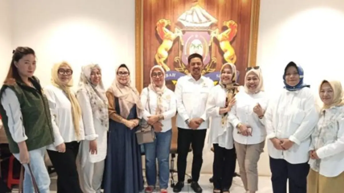 Calon ketua Umum kadin Gorontalo Andi Ilham saat bertandang ke kantor Kadin Gorontalo.(F:dok Kadin)