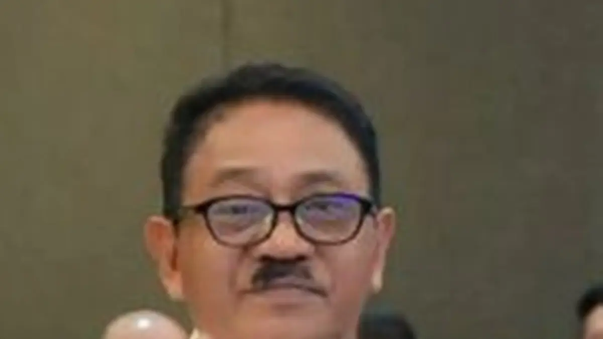 Bupati Boalemo Rum Pagau (F:dok)