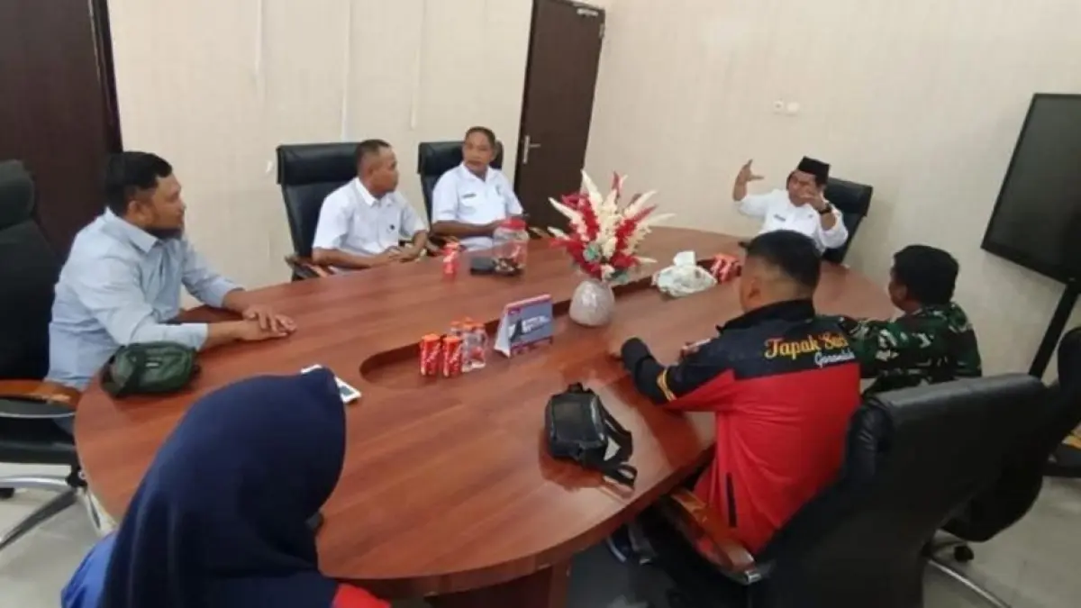 pertemuan Sekretaris Daerah Kabupaten Gorontalo, Sugondo Makmur, dengan jajaran pengurus Ikatan Pencak Silat Indonesia (IPSI) Kabupaten Gorontalo.(F:DKmfo)