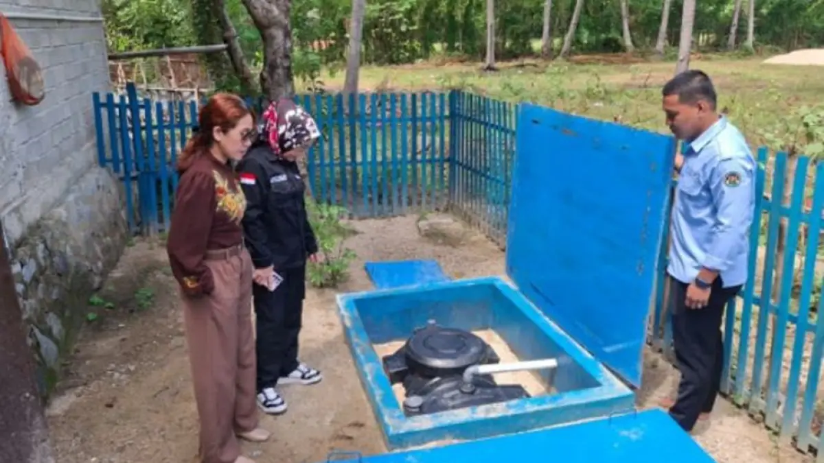 Komisi I DPRD Provinsi Gorontalo saat IPAL SPPG Molombulahe Kabupaten Boalemo.(F:Ist)