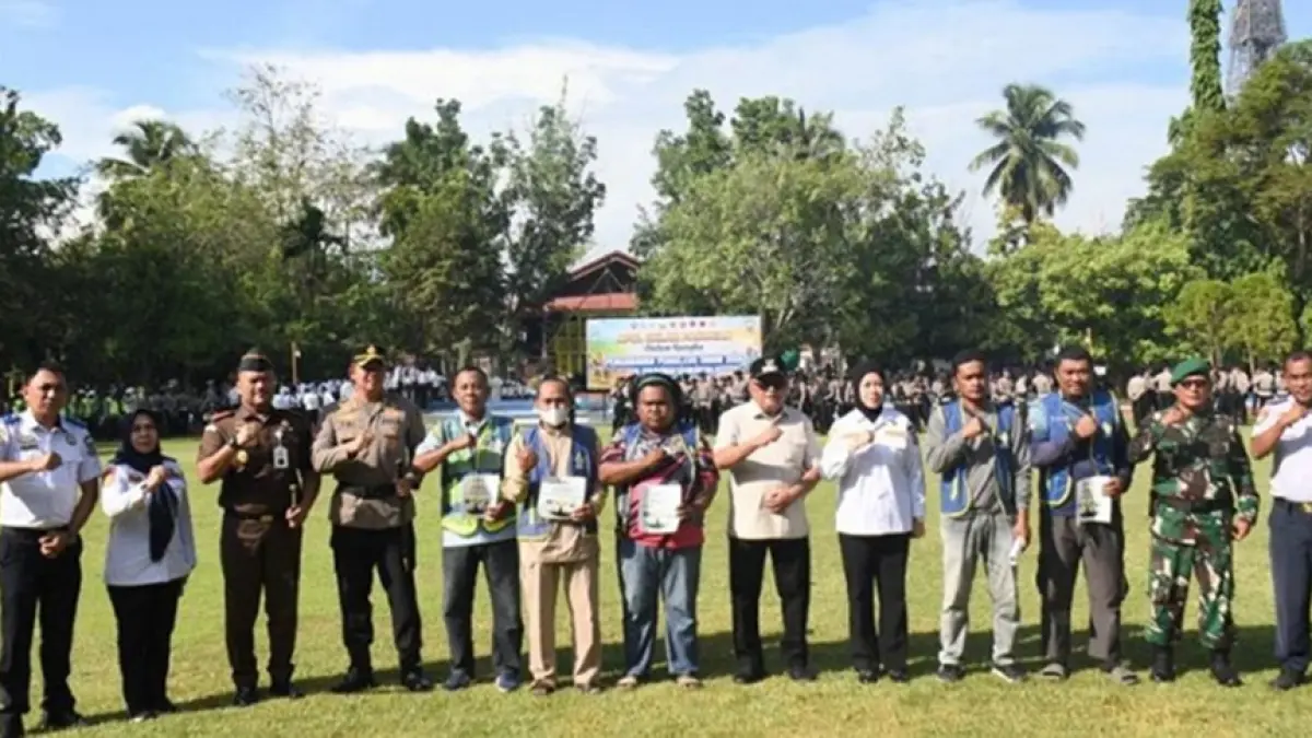  Apel Gelar Pasukan Pengamanan yang digelar di Halaman Kantor Bupati Gorontalo.(F:DKmfo)