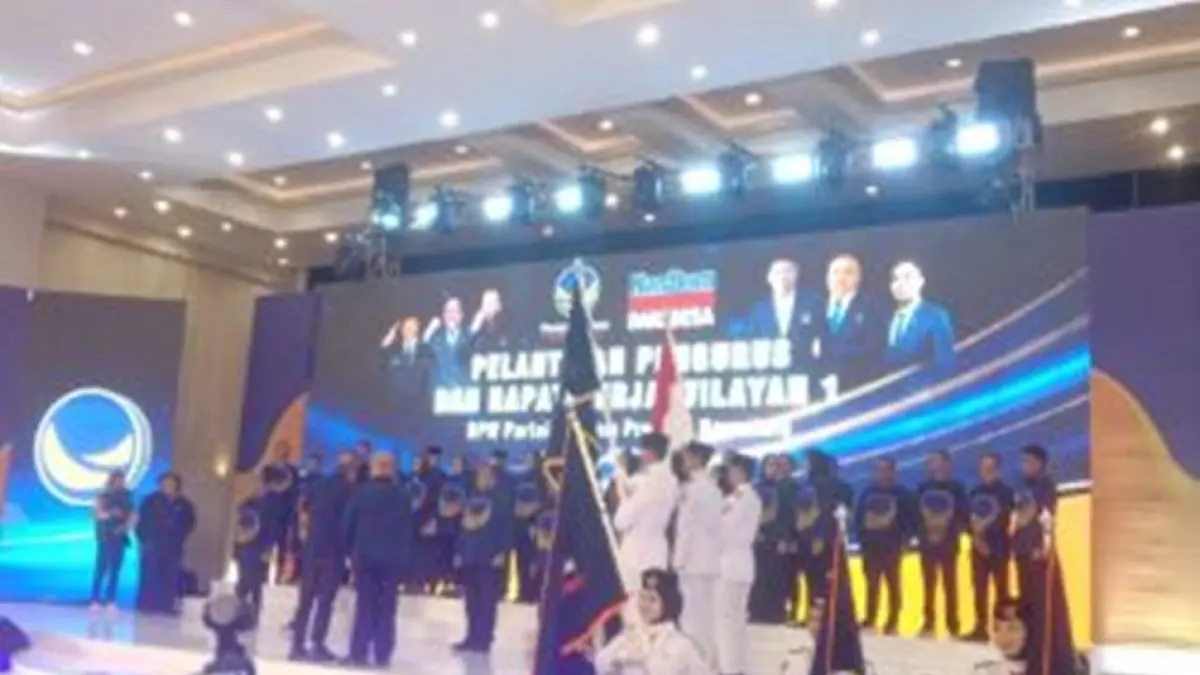 Suasana pelantikan Rachmat Gobel sebagai Ketua DPW Nasdem Gorontalo (F:gpd)