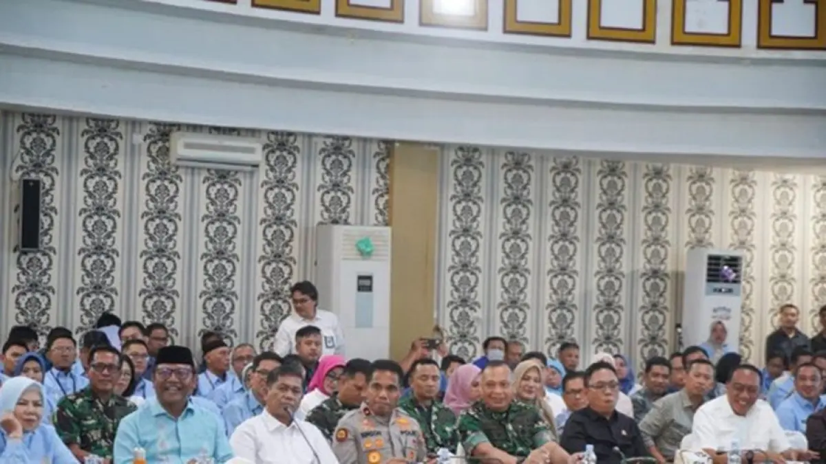 Rapat koordinasi ini menjadi langkah strategis untuk memastikan seluruh rangkaian kunjungan kerja  Presiden Republik Indonesia pada acara puncak PENAS XVII .(F:Hms-Pol)