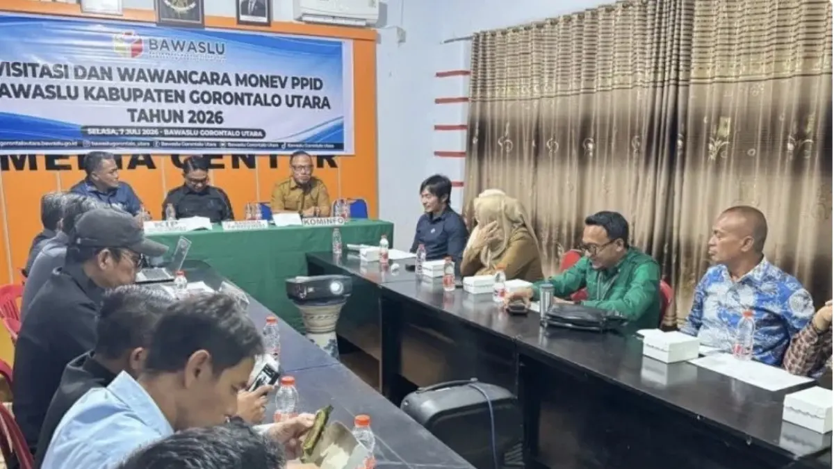 Bawaslu Provinsi Gorontalo bersama Komisi Informasi Provinsi Gorontalo dan Dinas Kominfo Provinsi Gorontalo, melaksanakan visitasi dan wawancara Monev Keterbukaan Informasi Publik di Bawaslu Kabupaten Gorontalo Utara, pada Selasa (7/7/2026). ANTARA/HO-Bawaslu Gorontalo