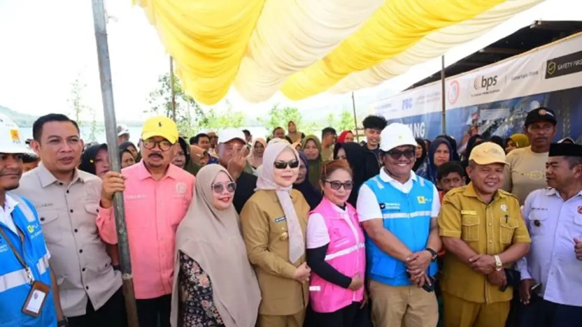 Idah menilai keberhasilan pembangunan jaringan listrik bawah laut itu merupakan bentuk nyata kolaborasi berbagai pihak, termasuk dukungan kuat dari Anggota DPR RI Komisi XII Rusli Habibie.(F:Diskmfotik)