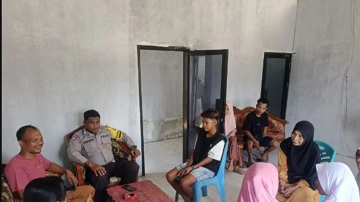 Dalam proses mediasi, polisi mengedepankan dialog dan musyawarah sebagai upaya menyelesaikan konflik tanpa memperpanjang persoalan.(F:Hms-Pol)