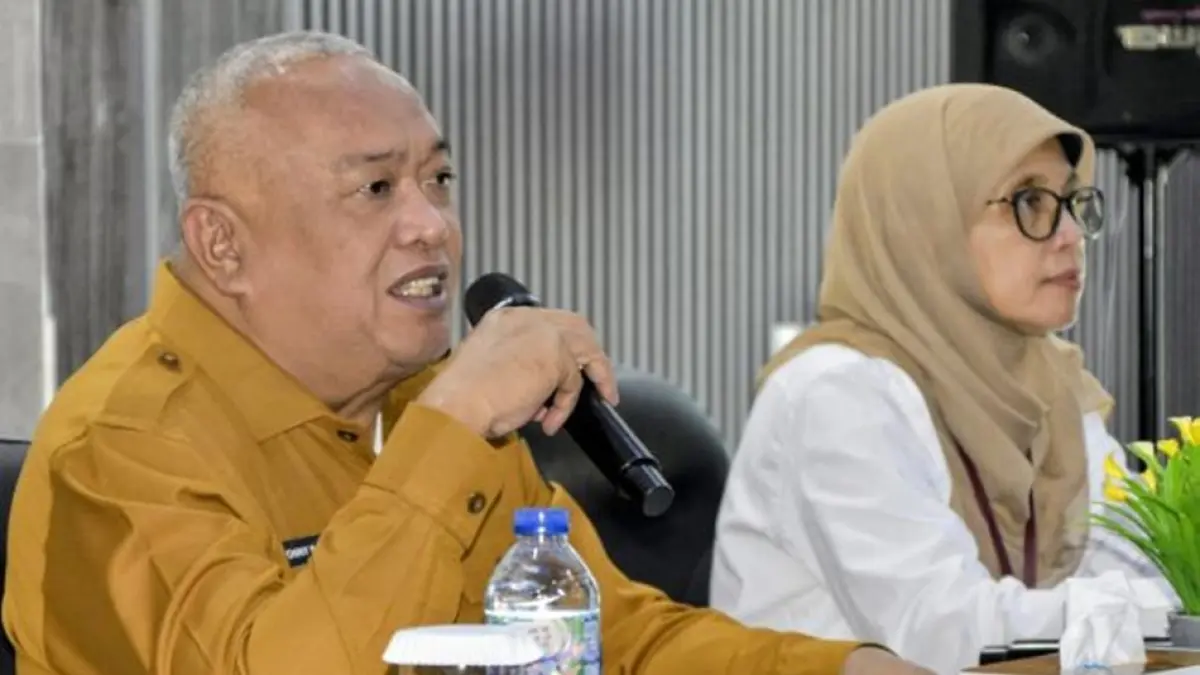 Wabup Tony Junus saat membuka sosialisasi PPTPKH di Limboto.(F:Diskminfo)
