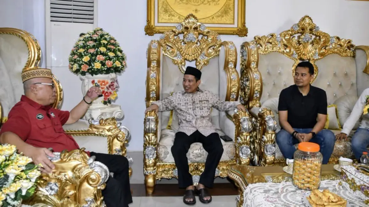 Pertemuan Bupati Sofyan Puji dengan Anggota DPR RI Rl Elnino Mohi