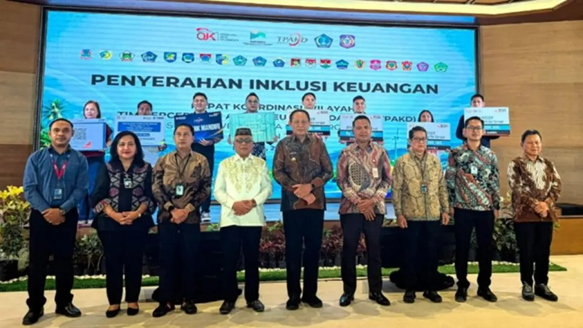 Bupati Gorontalo Sofyan Puhi saat mengikuti Rapat Koordinasi Wilayah Tim Percepatan Akses Keuangan Daerah (TPKAD) Sulawesi Utara dan Gorontalo.(F:Diskmfo)