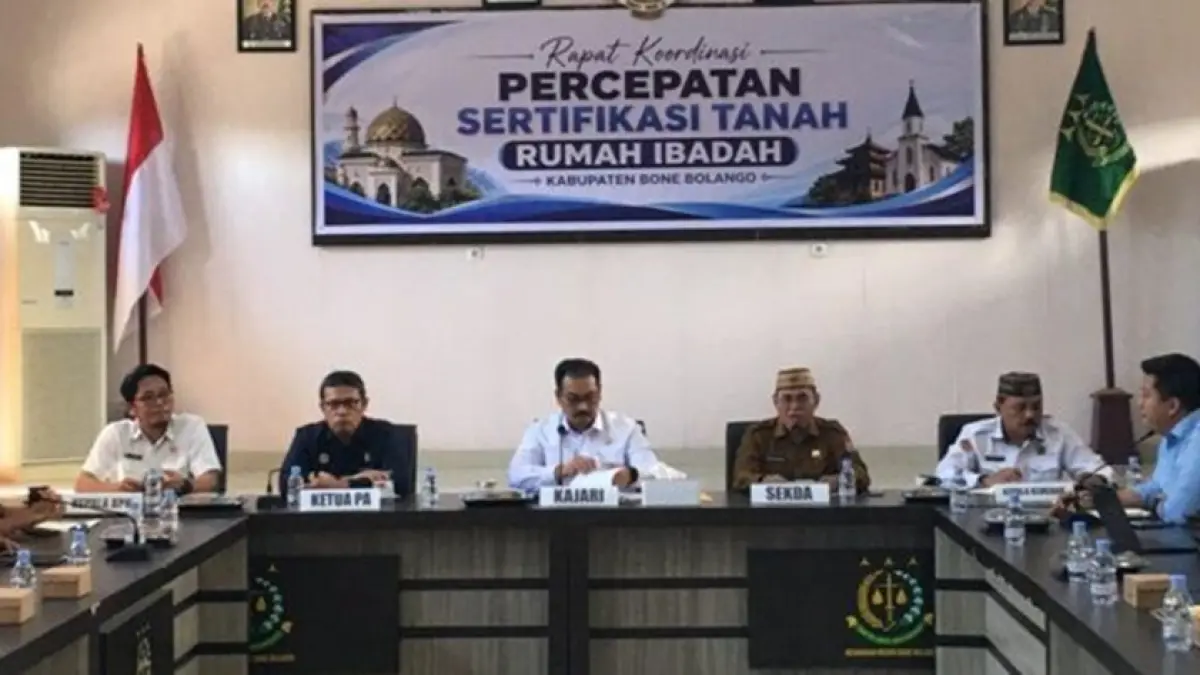 Rapat Koordinasi Percepatan Sertifikasi Tanah Rumah Ibadah Kabupaten Bone Bolango yang berlangsung di Aula Kejaksaan Negeri Bone Bolango.(F:Indra/Diskominfo)