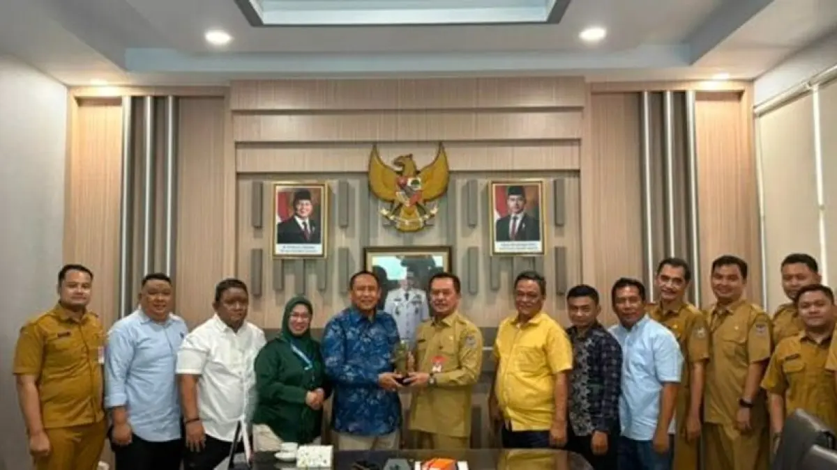 Pemkab Bone Bolango membawa agendaJalan Tulabolo–Pinogu ke tingkat pusat melalui audiensi dengan Badan Strategi Kebijakan Dalam Negeri (BSKDN) Kementerian Dalam Negeri.(F:istimewa)