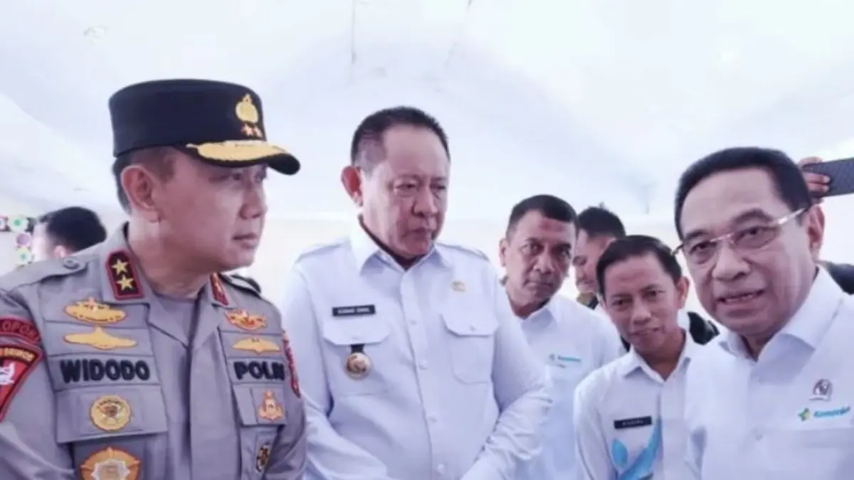 Wamenkes Benjamin Paulus Octavianus bersama Gubernur Gorontalo Gusnar Ismail, Kapolda Irjen Pol Widodo, Kepala Dinkes P2KB Provinsi Gorontalo Anang S Otoluwa, saat meninjau Posyandu 6 SPM, CKG terintegrasi skrining TBC di Kabupaten Gorontalo. ANTARA/HO-Dinkes P2KB Provinsi Gorontalo 