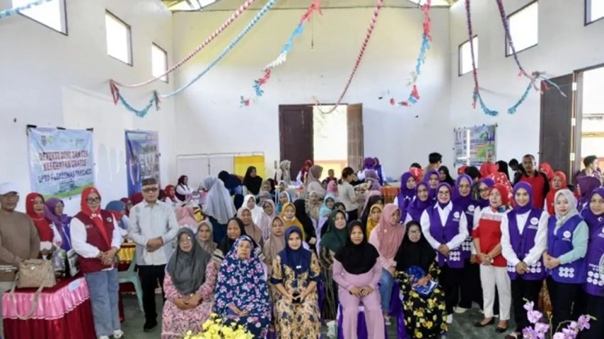 Kegiatan Posyandu Terintegrasi di Gedung Sorga, Desa Moahudu, Kecamatan Tabongo, dihadiri Bupati Sofyan Puhi (F:Diskominfo)
