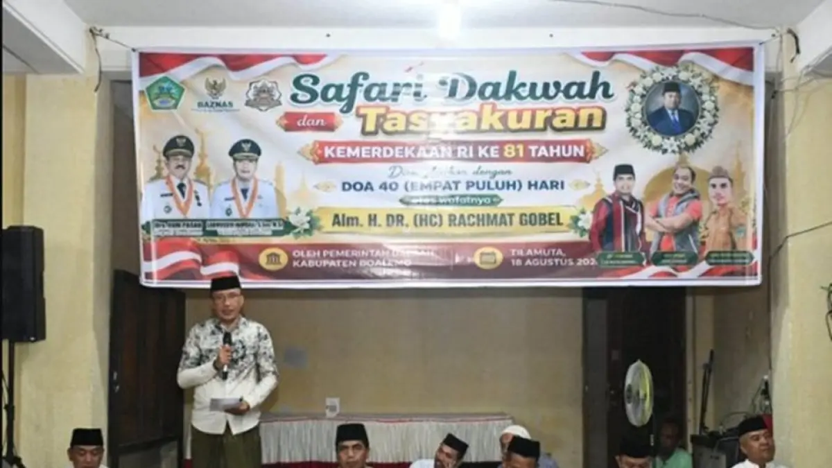 Wakil Bupati Boalemo Lahmudin Hambali saat menghadiri Safari Dakwah dan Tasyakur Kemerdekaan di Masjid Baiturrahmah.(F:Diskominfo)
