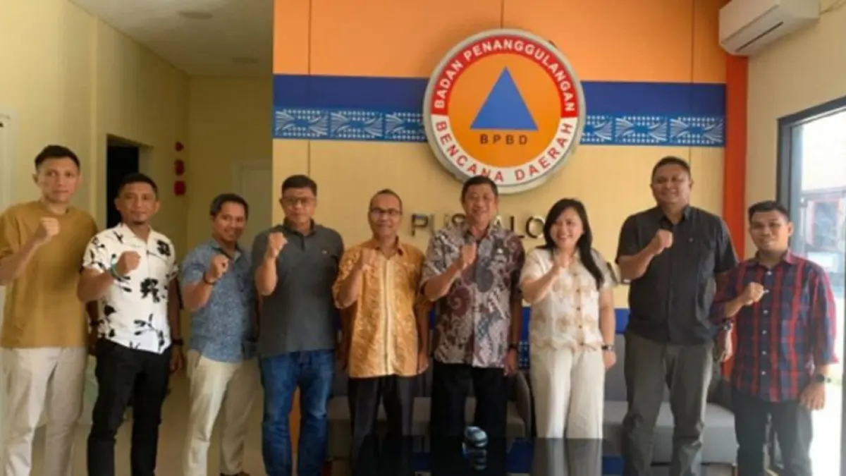 Ketua Komisi II DPRD Boltim Sadikin Bachri Mamonto memimpin langsung rombongan. 

Ia hadir bersama Sekretaris Komisi II Candra Walangitan, Anggota Komisi II Alamri Matiala, Sekretaris DPRD Boltim Andi Suhendro Welan, serta jajaran sekretariat dan tenaga pendukung DPRD Boltim.(F:Istimewa)