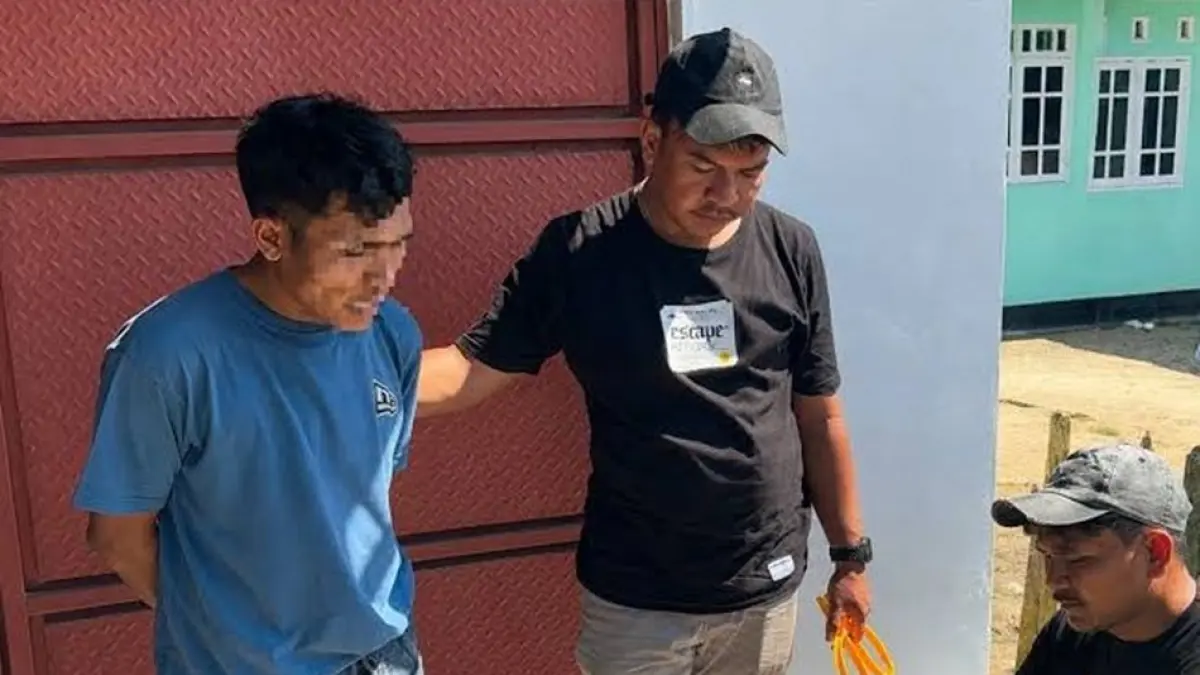 Sejumlah terduga pelaku narkotik saat diamankan Polisi Polres Pohuwato.(F:istimewa)