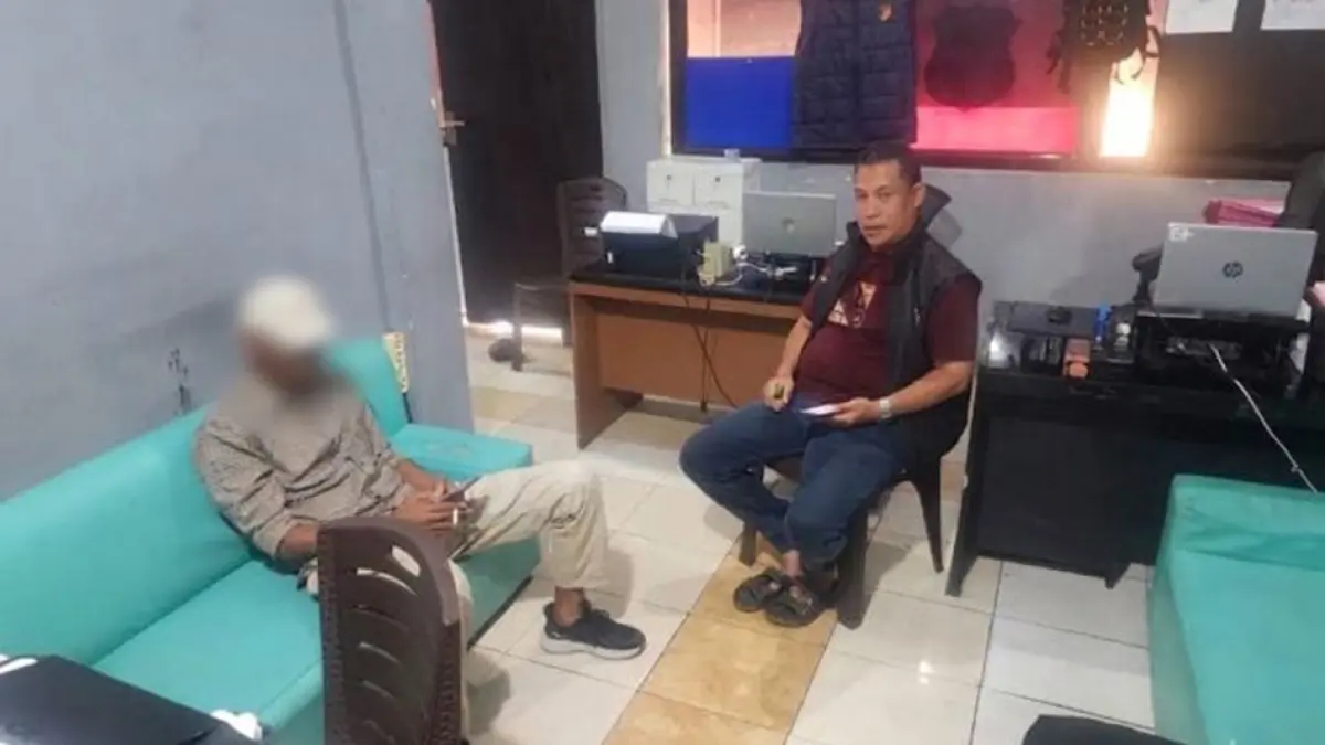 Tim URC bersama Tim Resmob langsung melakukan pengamanan dan berhasil menangkap JT tanpa perlawanan.(F:Hms-Pol)