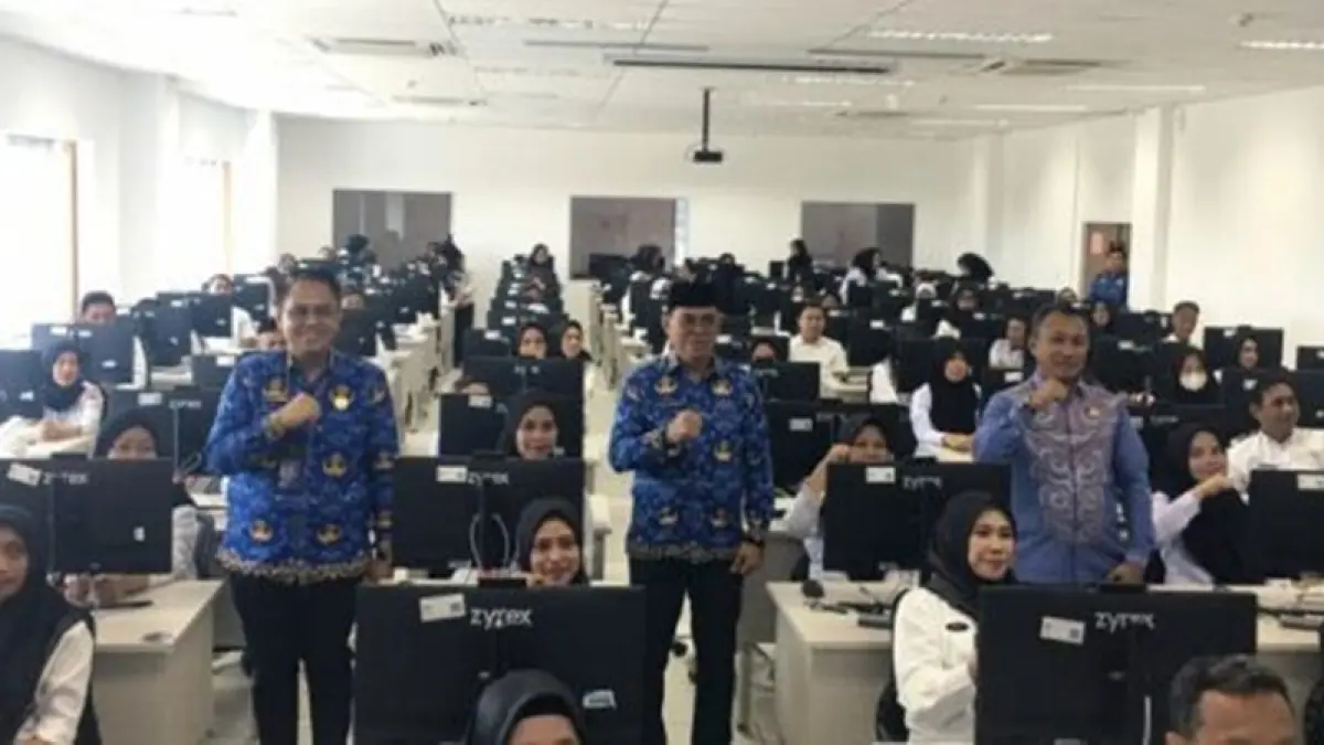 Sekda Bone Bolango Iwan Mustapa  saat membuka kegiatan Profiling ASN Pemerintah Kabupaten Bone Bolango di UPT BKN Gorontalo.(F:Diskominfo)