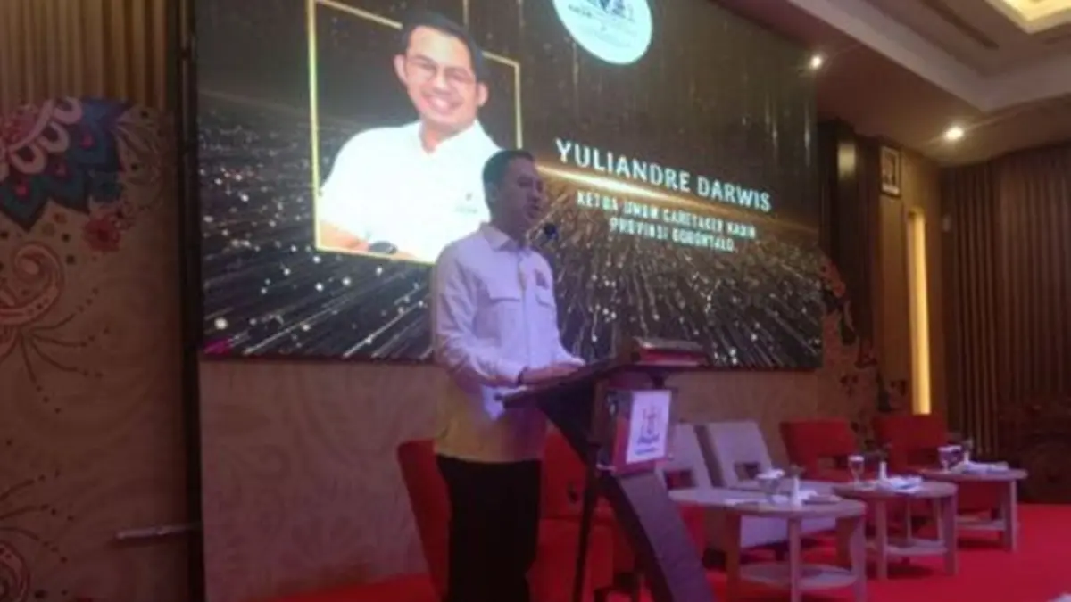 Ketua Caretaker Kadin Gorontalo Yuliandre Darwis menyisipkan pesan keras ke Kadin Kabupaten Kota se Gorontalo.(F:Kadin)
