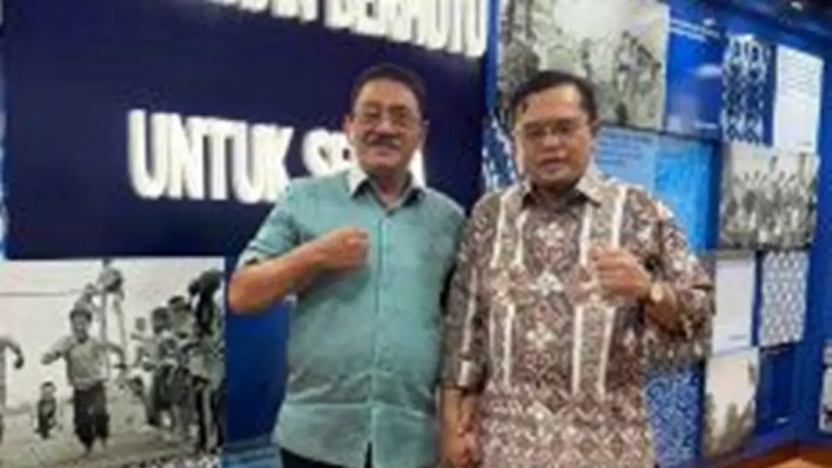 Bupati Boalemo Drs. Rum Pagau bersama Kepala Dinas Pendidikan dan Kebudayaan Boalemo, Ahman Sarman, S.Pd., M.Pd., saat melakukan audiensi dengan Dirjen PAUDDASMEN Kemendikbudristek di Jakarta.(F:Diskominfo)