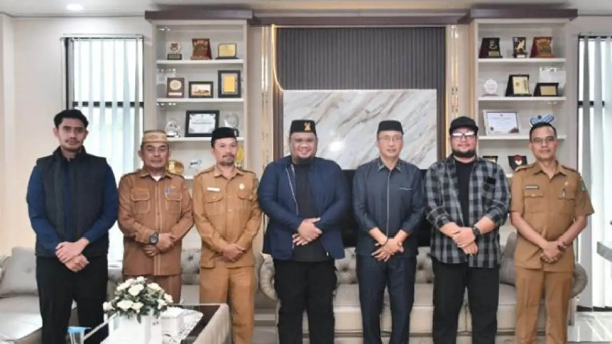 Dipimpin Wakil Bupati Boalemo Lahmudin Hambali berlangsung pertemuan Tim UAS dengan Pemkab Boalemo membahas kesiapan pelaksanaan kehadiran UAS di Boalemo dalam rangka Tabligh Akbar .(F:Diskominfo)