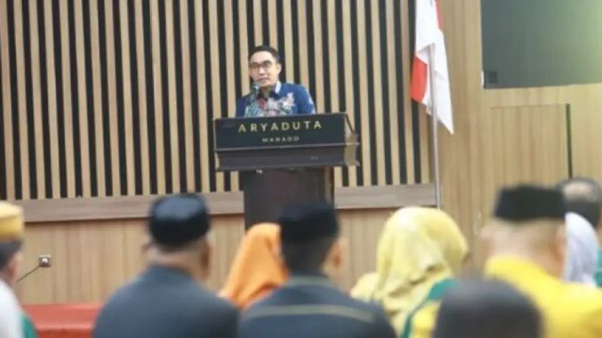 Analis Kebijakan Ahli Madya sekaligus Koordinator Substansi Pengendalian dan Evaluasi 

pada Direktorat Perencanaan, Evaluasi dan Informasi Pembangunan Daerah, Ditjen Bina Pembangunan Daerah Kementerian Dalam Negeri, Sofyan pada Bimbingan Teknis Pengendalian dan Evaluasi Pembangunan Daerah yang dilaksanakan Bappeda Litbang.(F:Onal-Prokopim)

Bone Bolango di Aryaduta Hotel Manado