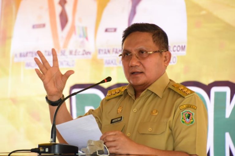 Wali Kota Gorontalo Marten Taha