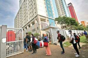 Ilustrasi Wisma Atlet. (Miftahulhayat/JawaPos)