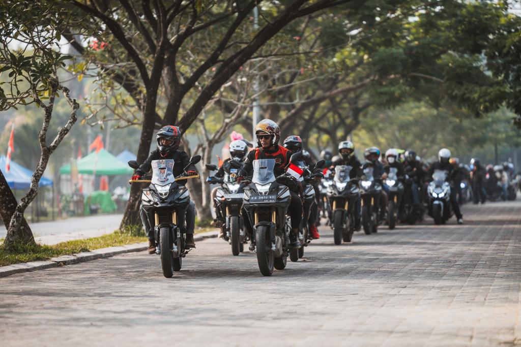 Konvois HWBC ke perbatasan Entikong dalam rangka memperingati Hari Kemerdekaan ke-78 RI.