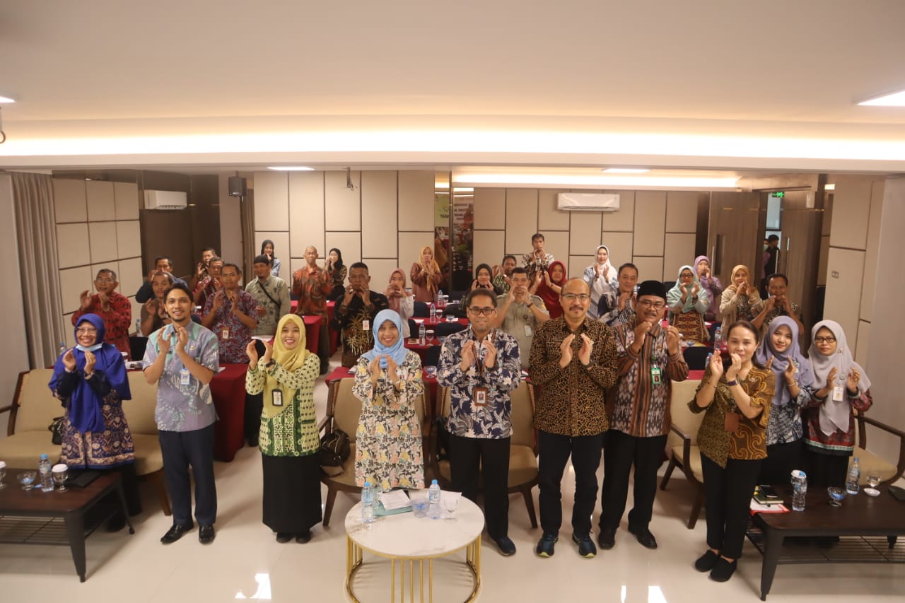 Kegiatan Sosialisasi dan Training of Trainer (TOT) Kegiatan Pasar Pangan Segar Aman, Dinas Ketahanan Pangan Klabar, Kamis, (5/10).