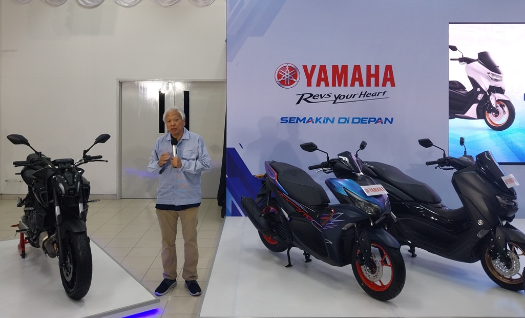 PAPARAN : President Director & CEO PT YIMM, Dyonisius Beti saat memberikan paparan Press Conference & Factory Visit di Pabrik YIMM &ndash; West Java, Karawang, Kamis (5/10). SITI/PONTIANAK POST