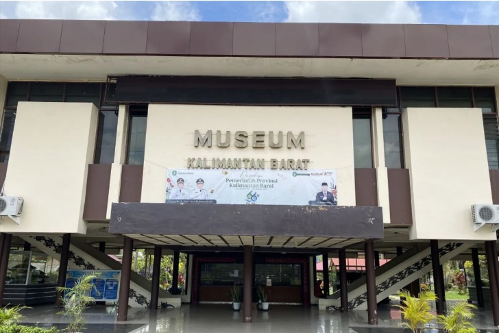 Bangunan Museum Kalbar di Jalan Ahmad Yani, Kota Pontianak.