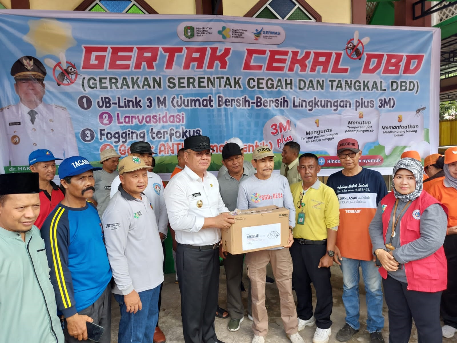 DBD: Pj Gubernur Harisson bersama Kepala Dinkes Kalbar Erna Yulianti menghadiri pelaksanaan Gertak Cekal penyakit DBD .