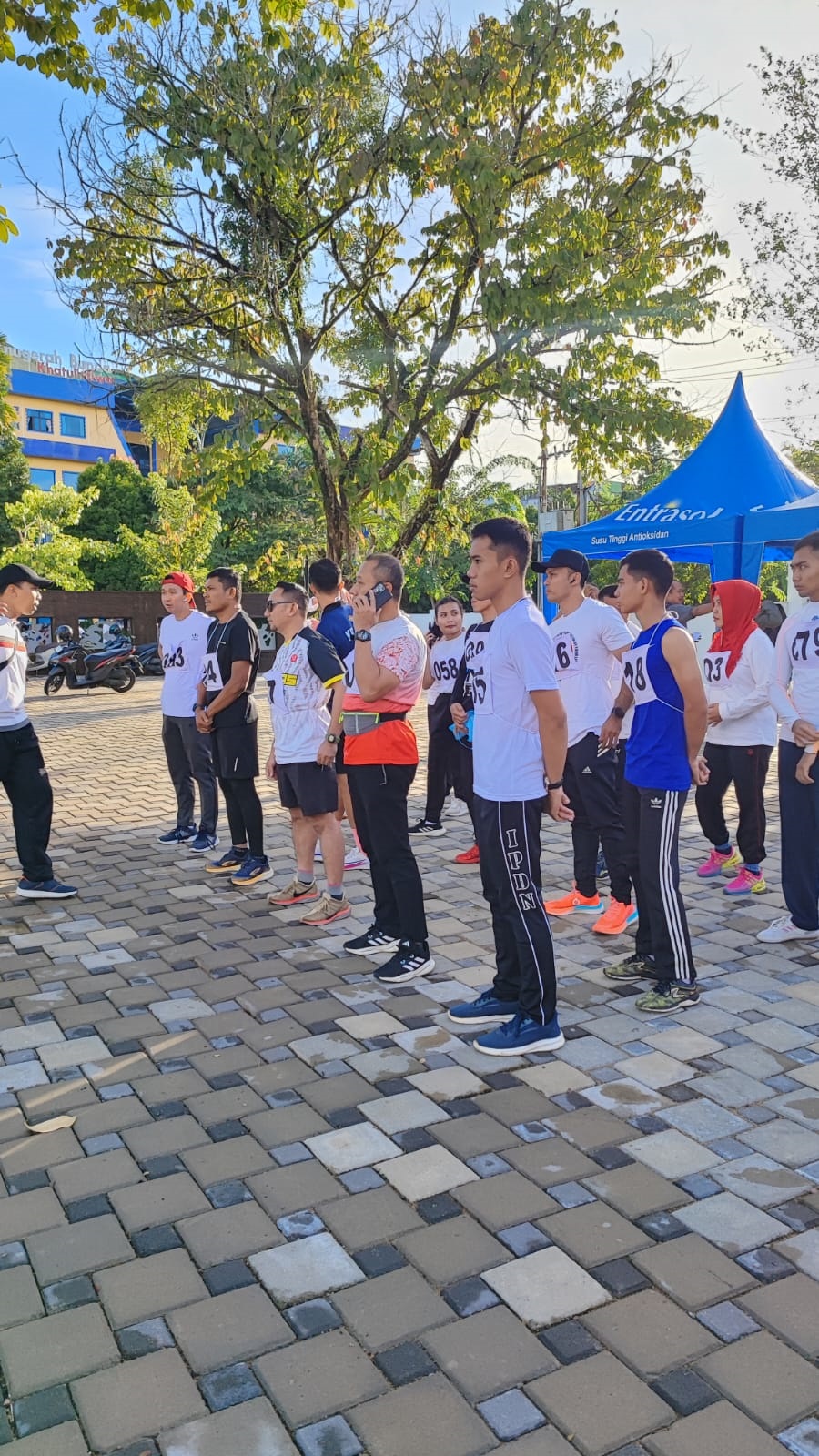 BUGAR : Para ASN di lingkungan Pemprov saat mengikuti lomba ASN Bugar rangkaian HKN 2023 di Kalbar.