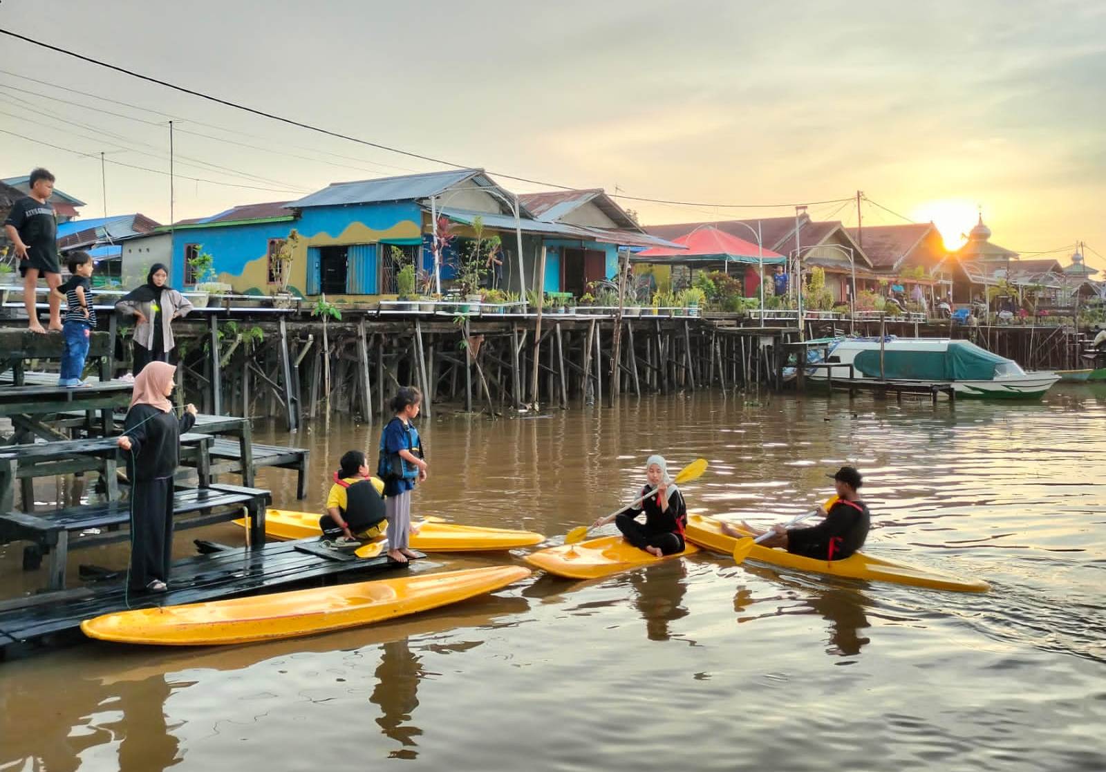 Kampung Wisata Caping tengah mempersolek diri menjadi kampung wisata yang indah dan menarik untuk dikunjungi.