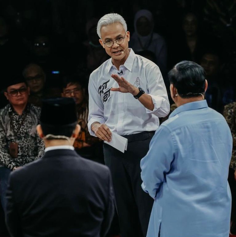DEBAT CAPRES: Ganjar Pranowo saat tampil dalam debat capres yang dilangsunkan Selasa malam.