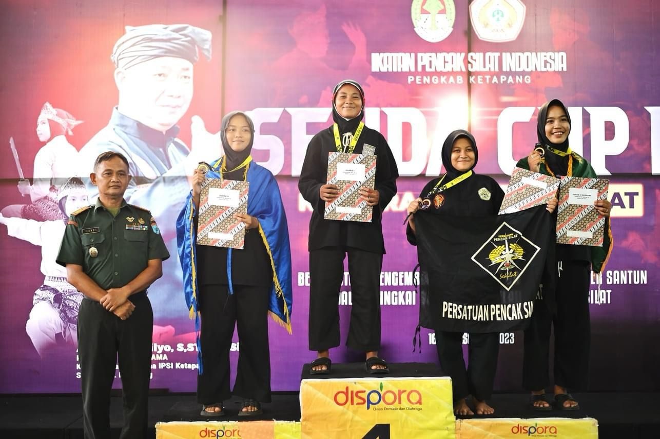 PARA JUARA : Para juara pada Kejuaraan Pencak Silat Sekda Cup II.