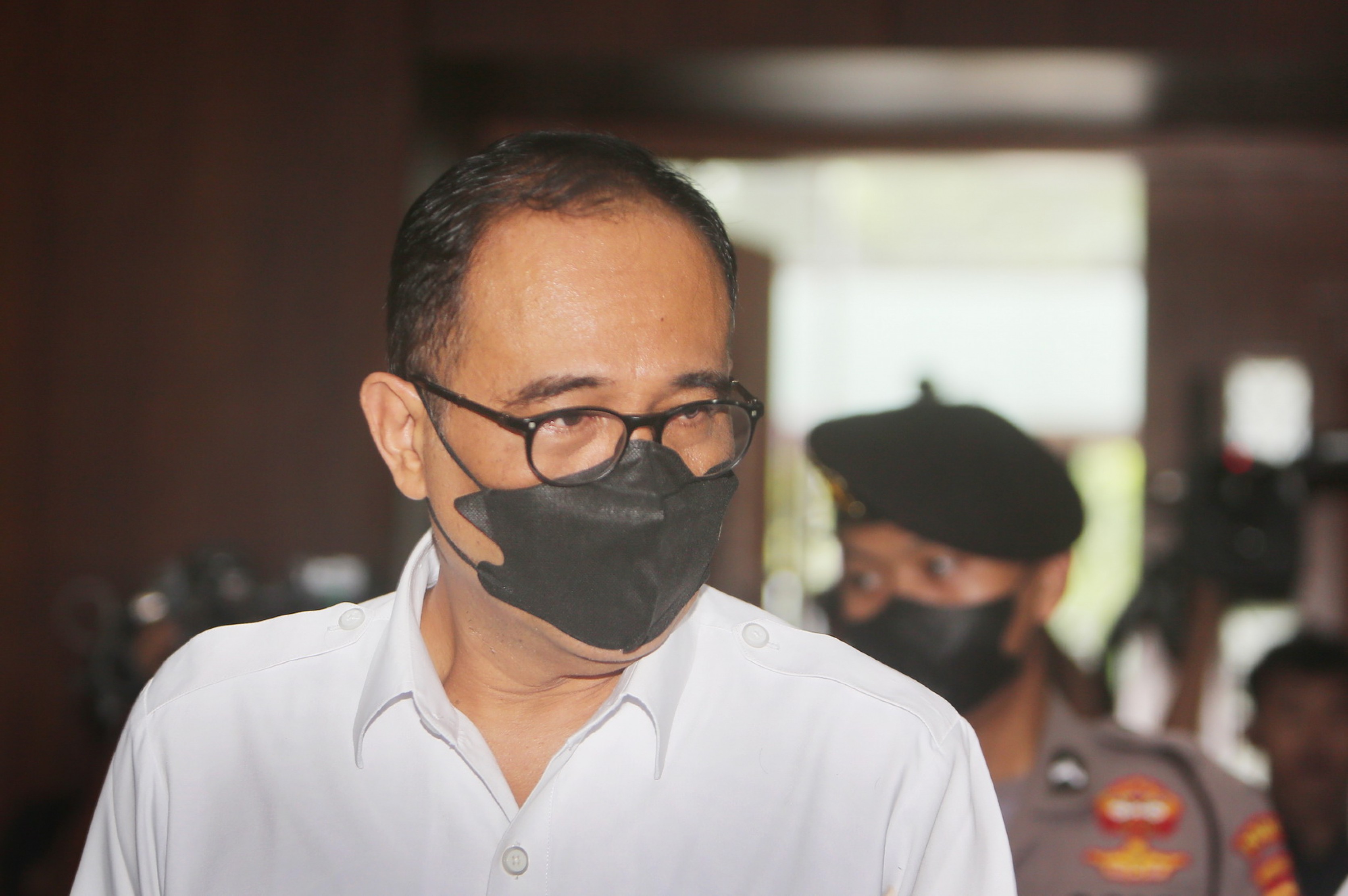 Terdakwa Rafael Alun Trisambodo memasuki ruang sidang Pengadilan Tipikor Bungur Kemayoran Jakarta, Senin (8/1/2024).