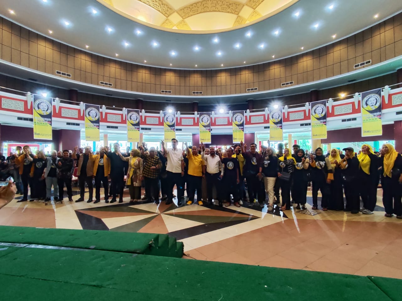Maman Abdurahman, Ketua DPD Golkar Kalbar sekaligus anggota DPR RI asal dapil Kalbar 1 akan berdiri paling depan dan memastikan kemenangan Prabowo-Gibran di Kalbar untuk memastikan keberlanjutan IKN.