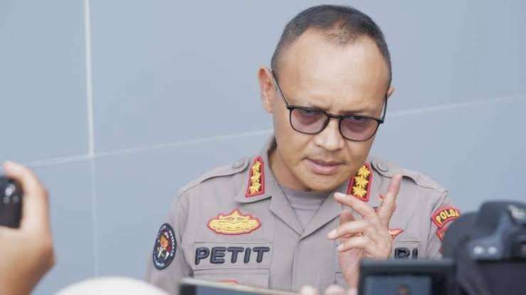 Kombes Pol. Raden Petit Wijaya, Kabid Humas Polda Kalbar.