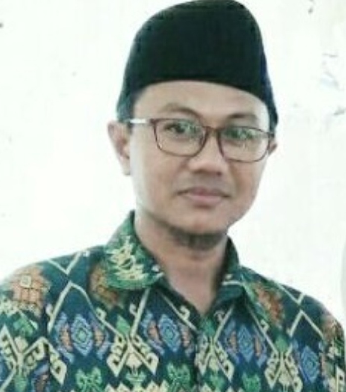 Luqman Qosim, Ketua Majelis Ulama Indonesia (MUI) Kabupaten Landak.